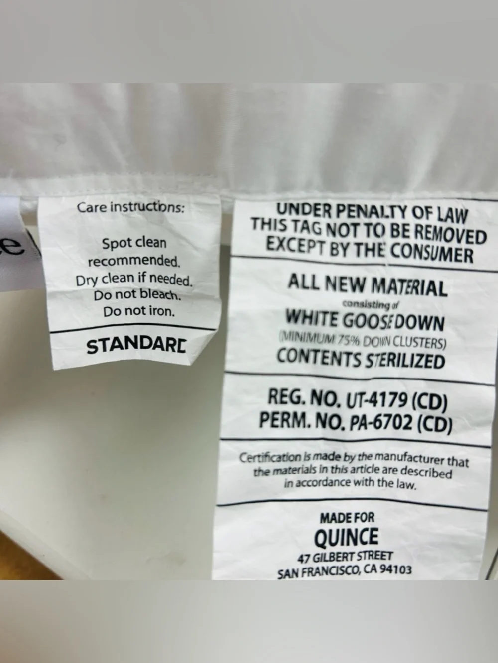 NWOT QUINCE Luxe White Goose Down Medium Fill Pillow Standard 7254
